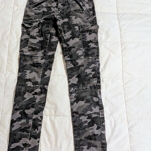 Women's Camouflage Cargo Jeans